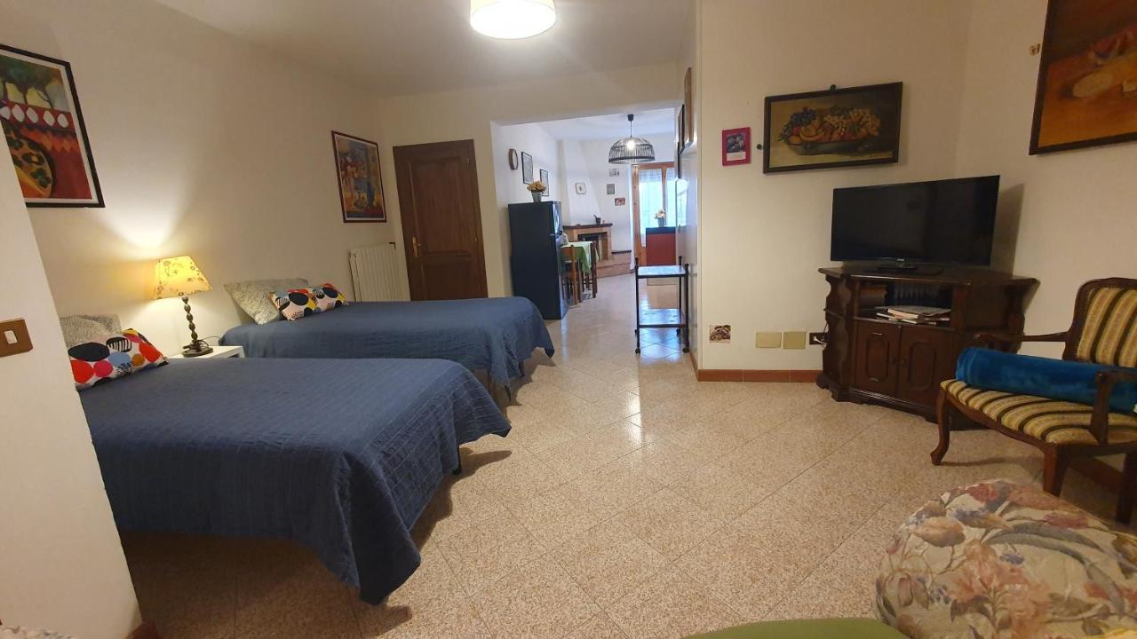 Le Casette Di Civitella La Casa Di Nonna Giulia Civitella Del Lago Eksteriør billede