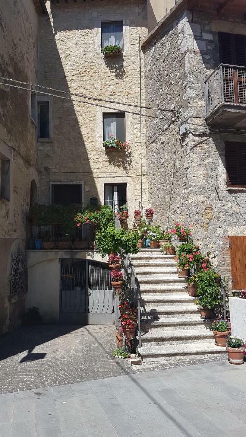 Le Casette Di Civitella La Casa Di Nonna Giulia Civitella Del Lago Eksteriør billede